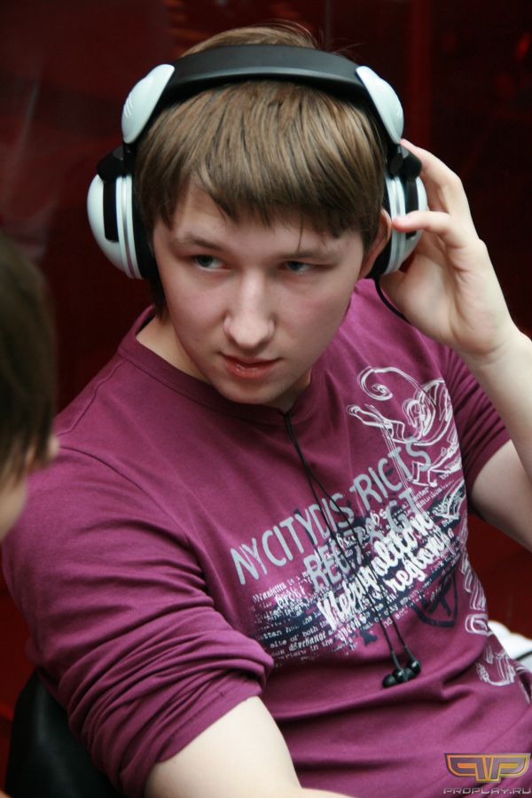 ����������